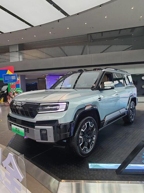 广州120比亚迪方程豹硬派越野的爆款，英菲尼迪35周年与你共成长